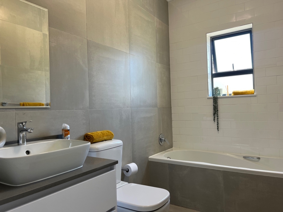 2 Bedroom Property for Sale in Eden Residential Estate Western Cape